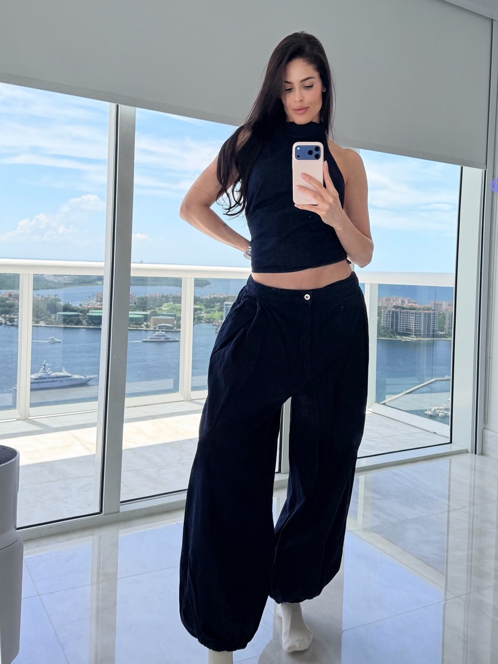 ZARA - Women’s Blue Jean  Wide-Leg Pants and Sleeveless Crop Top Set - Size L